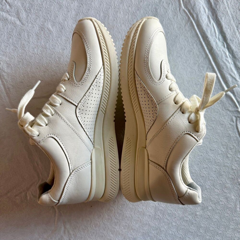 Everlane White Leather Sneakers Girls 4Y - Picture 4 of 9